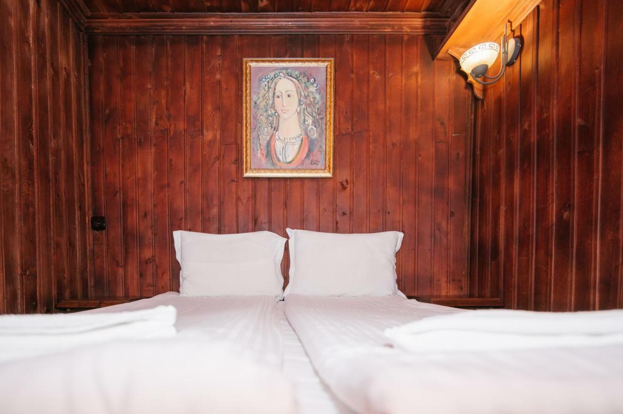 Kodjamanova House Hotell Zheravna Eksteriør bilde